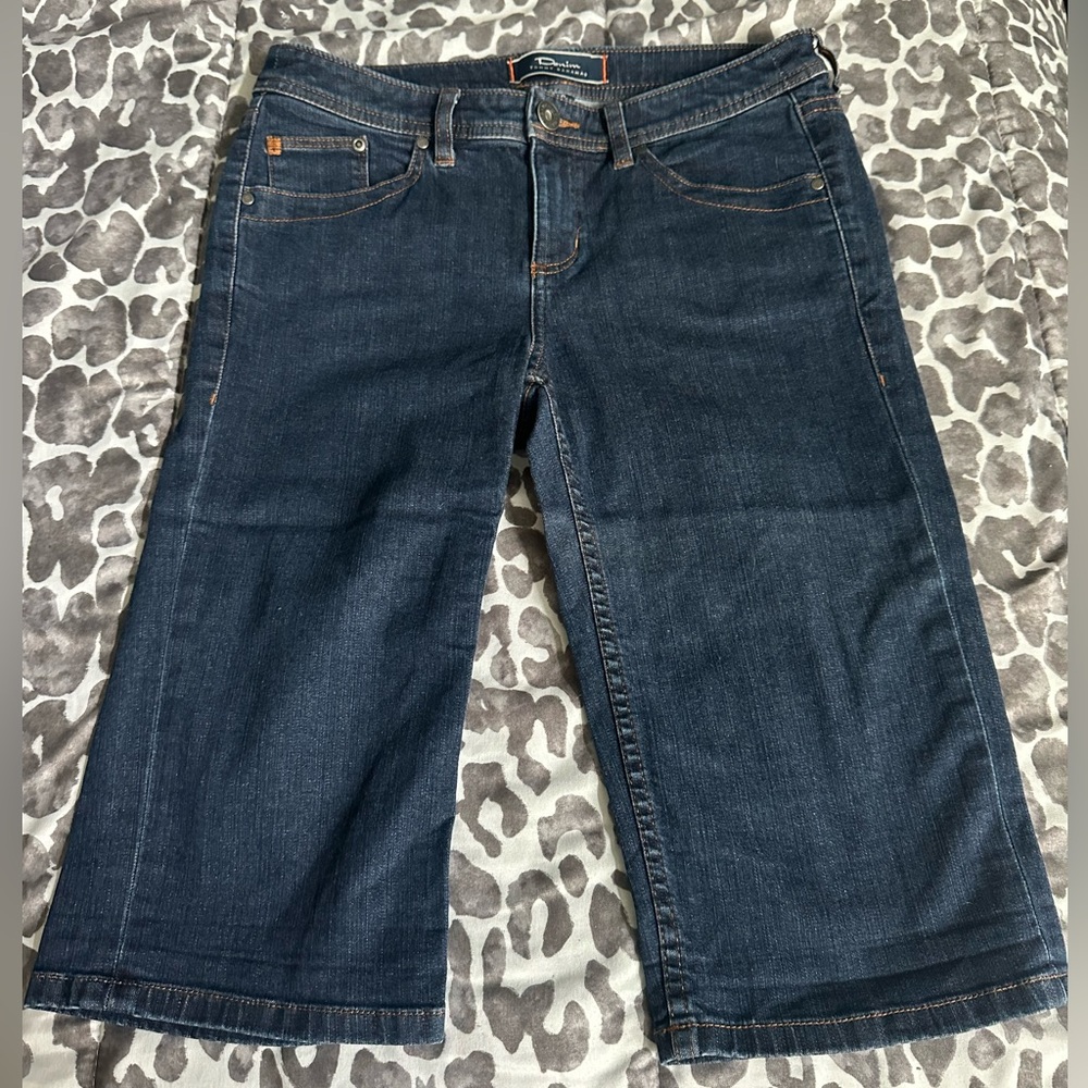 Tommy Bahama Bermuda Jean shorts sz 8